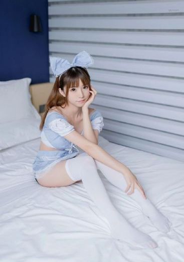 一个人免费视频观看高清频道_超清高清迅雷在线观看