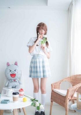 999999草在线视频_超清日韩免费观看